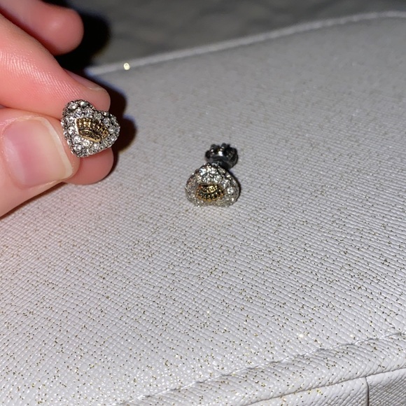 Juicy Couture Heart Earrings - Picture 2 of 3